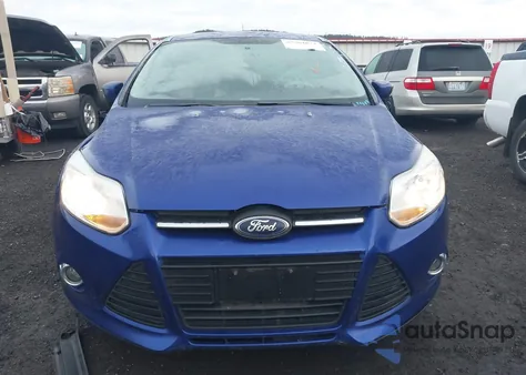 2014 Ford Focus Se z USA, uszkodzony, nr VIN 1FADP3K21EL283503